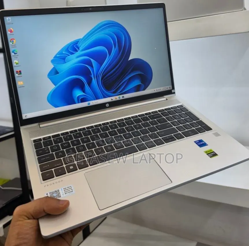 New Laptop HP 16GB Intel Core i7 SSD 512GB