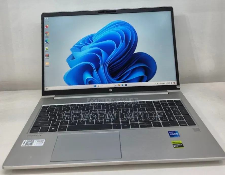 New Laptop HP 16GB Intel Core i7 SSD 512GB