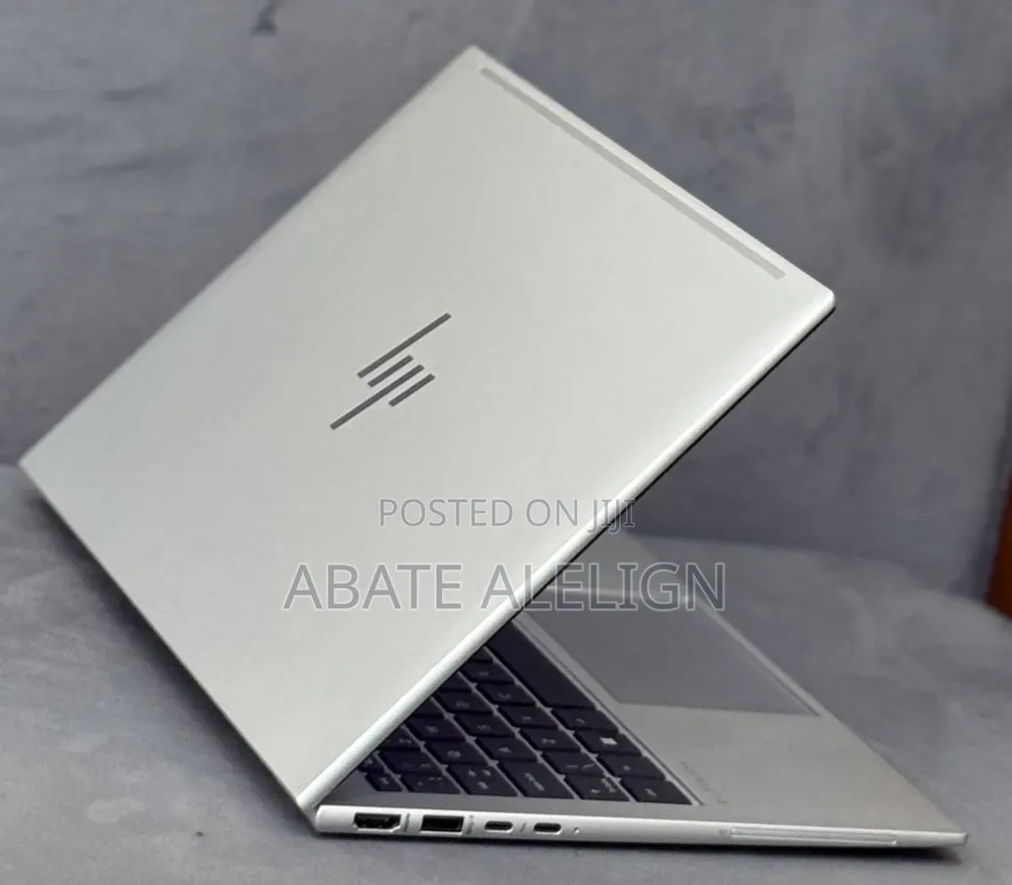 New Laptop HP EliteBook 830 G9 16GB Intel Core i5 SSD 512GB