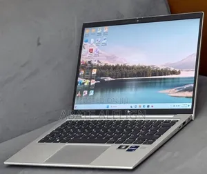 New Laptop HP EliteBook 830 G9 16GB Intel Core i5 SSD 512GB