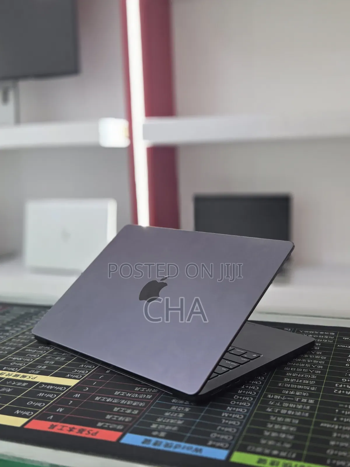 New Laptop Apple MacBook Pro 2023 M3 Pro 18GB Apple M3 Pro SSD 512GB