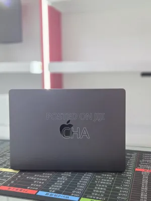 New Laptop Apple MacBook Pro 2023 M3 Pro 18GB Apple M3 Pro SSD 512GB