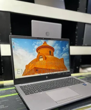 New Laptop HP 32GB Intel Core i7 SSD 512GB