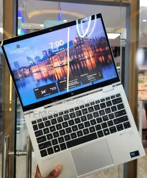 New Laptop HP Elitebook 830 G11 16GB Intel Core Ultra 7 SSD 512GB