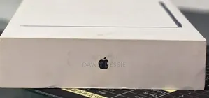 New Laptop Apple MacBook Air 2025 M4 16GB Apple M4 SSD 256GB