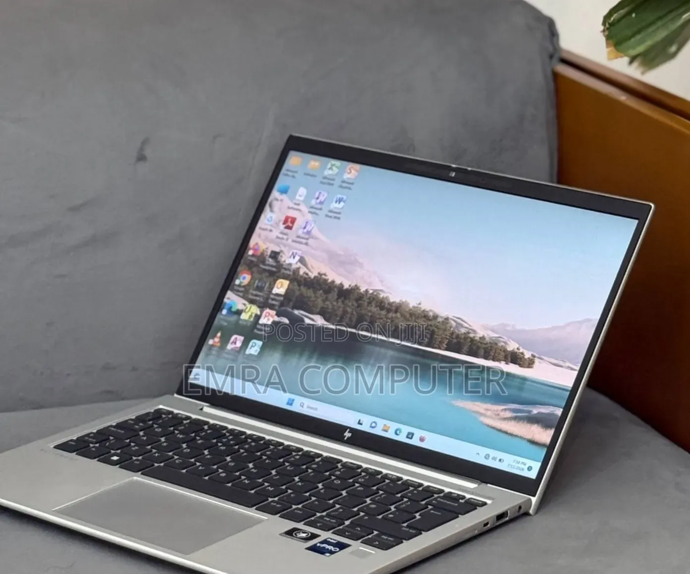New Laptop HP EliteBook 830 G9 16GB Intel Core i5 SSD 512GB