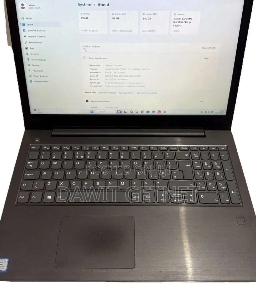 New Laptop Lenovo Ideapad 3 8GB Intel Core i7 HDD 1T