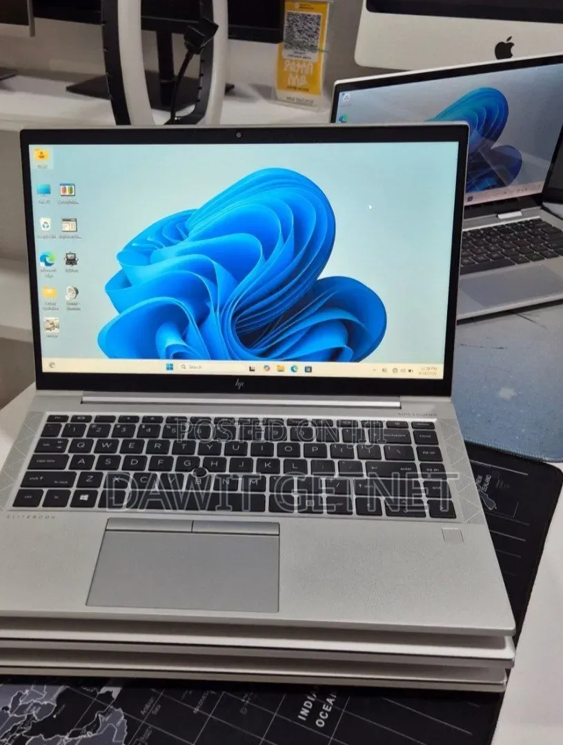 New Laptop HP EliteBook 830 G7 16GB AMD Ryzen 7 SSD 512GB