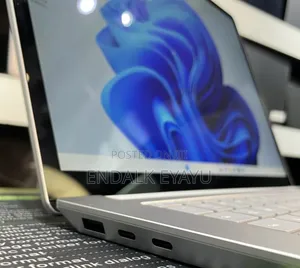 New Laptop Microsoft Surface 16GB Intel Core Ultra 7 SSD 512GB