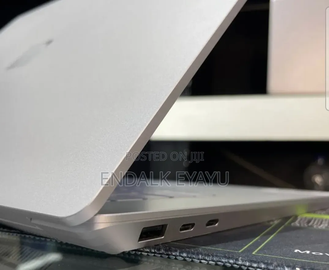 New Laptop Microsoft Surface 16GB Intel Core Ultra 7 SSD 512GB
