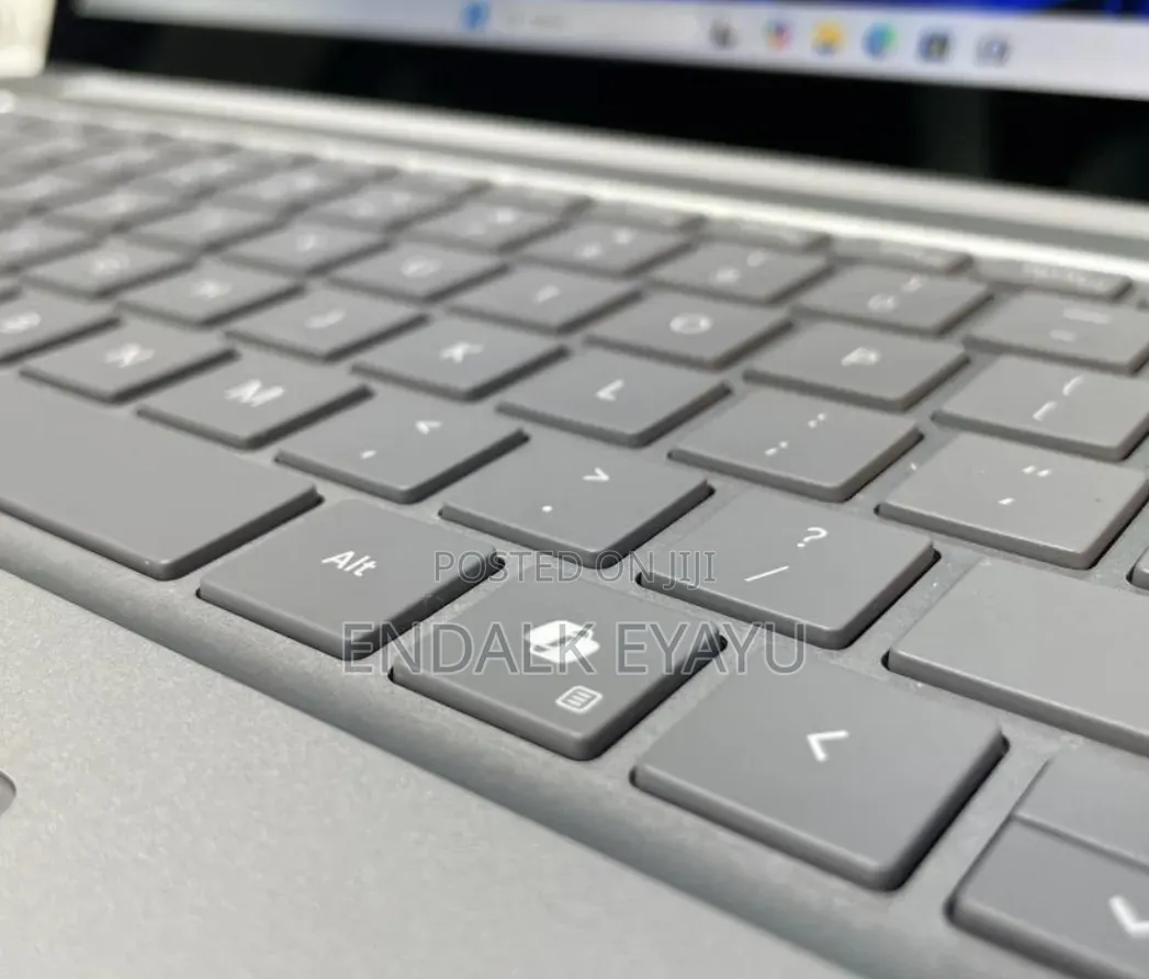 New Laptop Microsoft Surface 16GB Intel Core Ultra 7 SSD 512GB