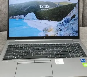 New Laptop HP ZBook 15u 16GB Intel Core i7 SSD 512GB