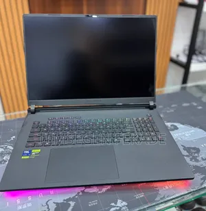 New Laptop Asus ROG Strix G18 32GB Intel Core Ultra 9 SSD 2T