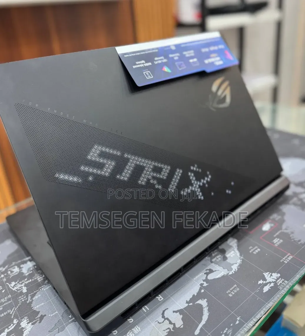 New Laptop Asus ROG Strix G18 32GB Intel Core Ultra 9 SSD 2T