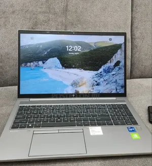 New Laptop HP ZBook Firefly G8 16GB Nvidia SSD 512GB