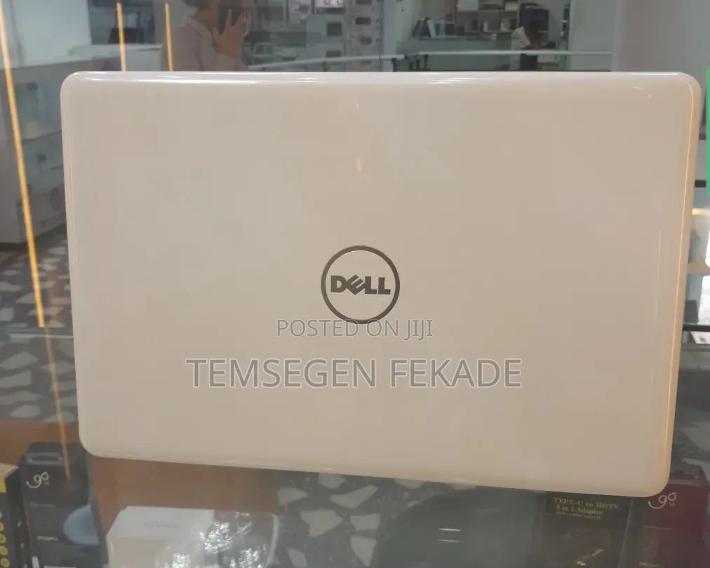 New Laptop Dell Inspiron 15 5567 8GB Intel Core i7 SSD 1T