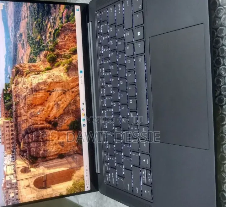 New Laptop Lenovo 32GB AMD Ryzen 7 SSD 1T