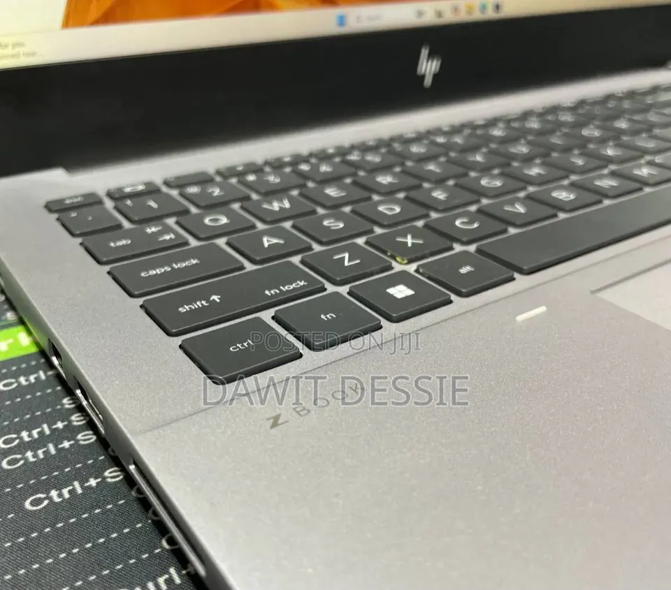 New Laptop HP 32GB Intel Core i9 SSD 1T