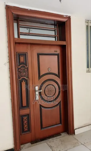Victor Door –