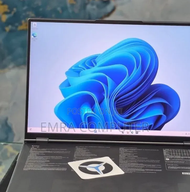 New Laptop Lenovo 32GB AMD Ryzen 9 SSD 1T