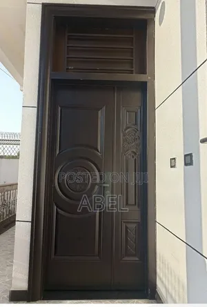 Victor Door –