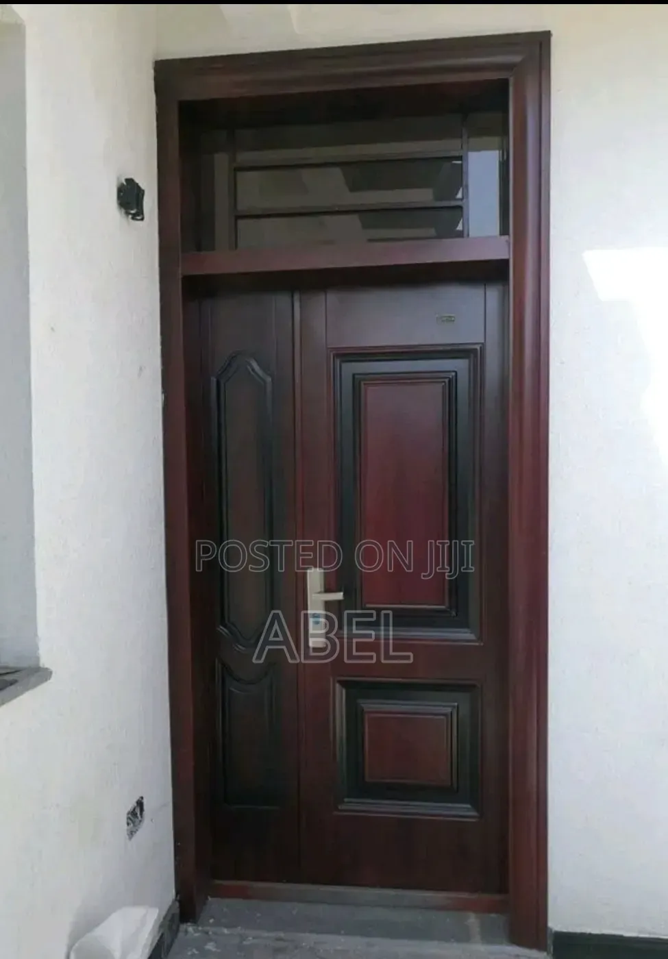 Victor Door –