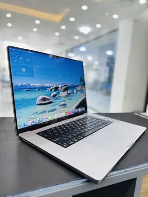 Laptop Apple MacBook Pro 2021 M1 16GB Apple M1 Pro SSD 512GB