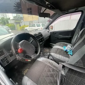Toyota HiAce 1998 Silver