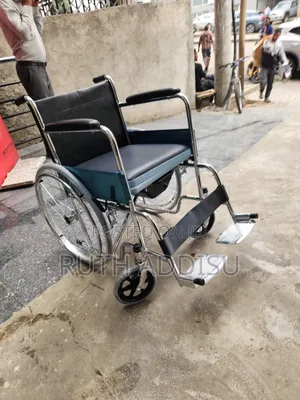 Steel Commode Wheelchair Model N Bt1005-Better Medical
Commode Whilchr