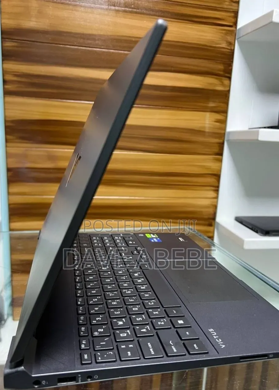 New Laptop HP Victus 15 16GB Intel Core i5 SSD 512GB