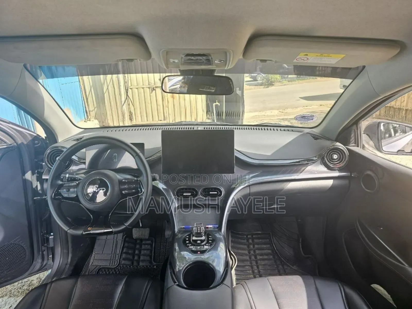 New BYD E2 43 kWh 94 hp FWD 2025 Silver