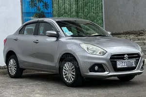 Suzuki Dzire 2022 Silver