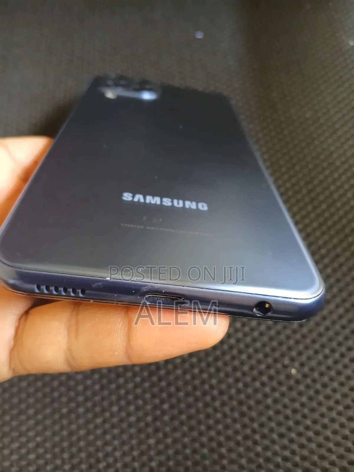 New Samsung Galaxy M33 5G 128 GB White