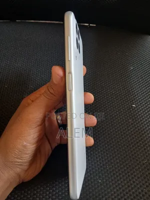 New Samsung Galaxy M33 5G 128 GB White
