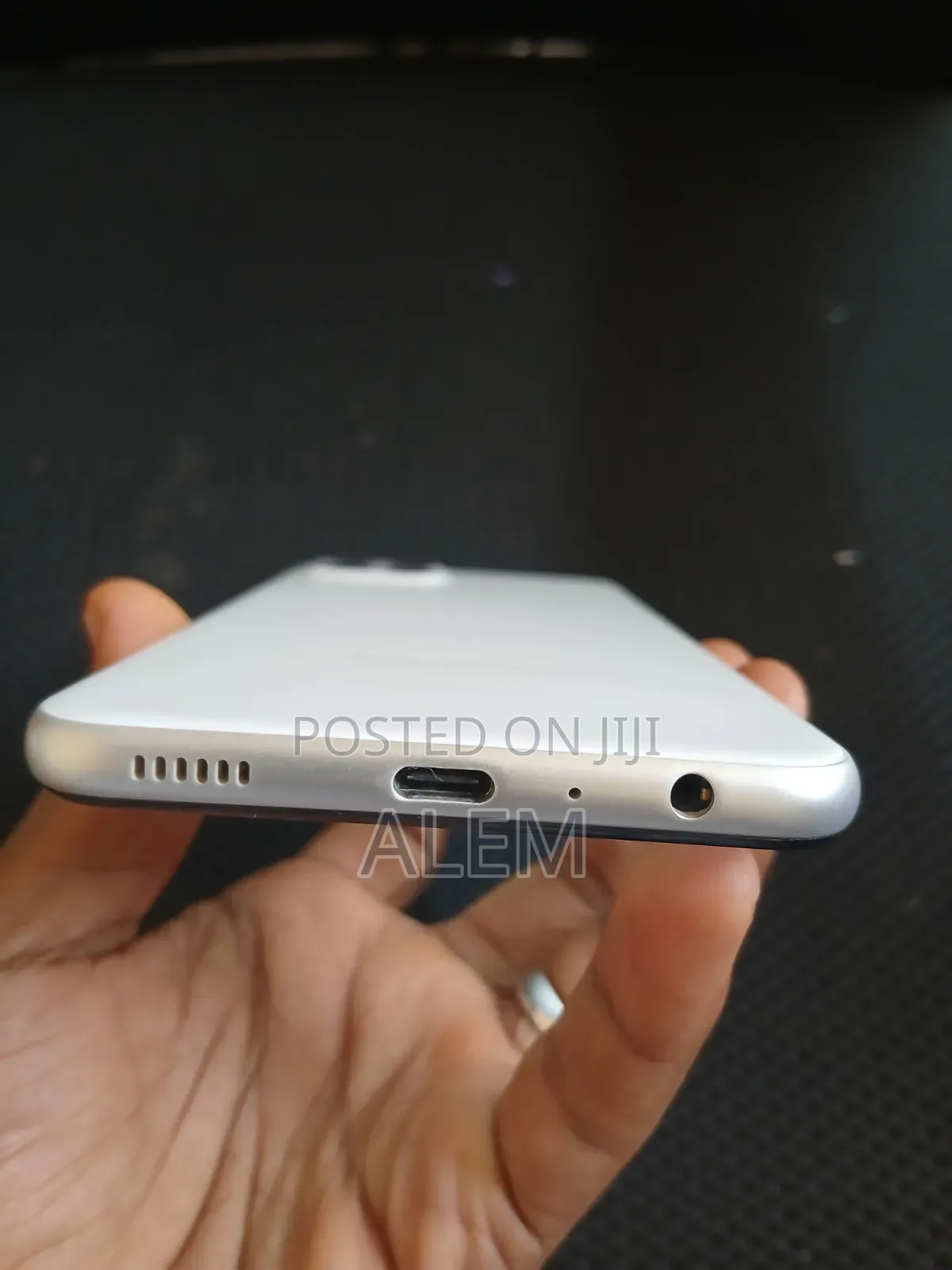 New Samsung Galaxy M33 5G 128 GB White