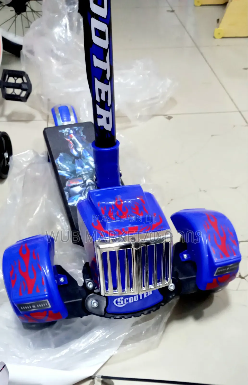 Premium Spider-Man Scooter | Ages 5–20 |