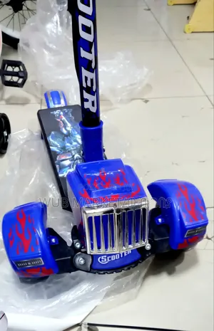 Premium Spider-Man Scooter | Ages 5–20 |