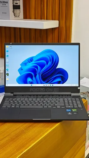 New Laptop HP Victus 16 16GB Intel Core i7 SSD 1T