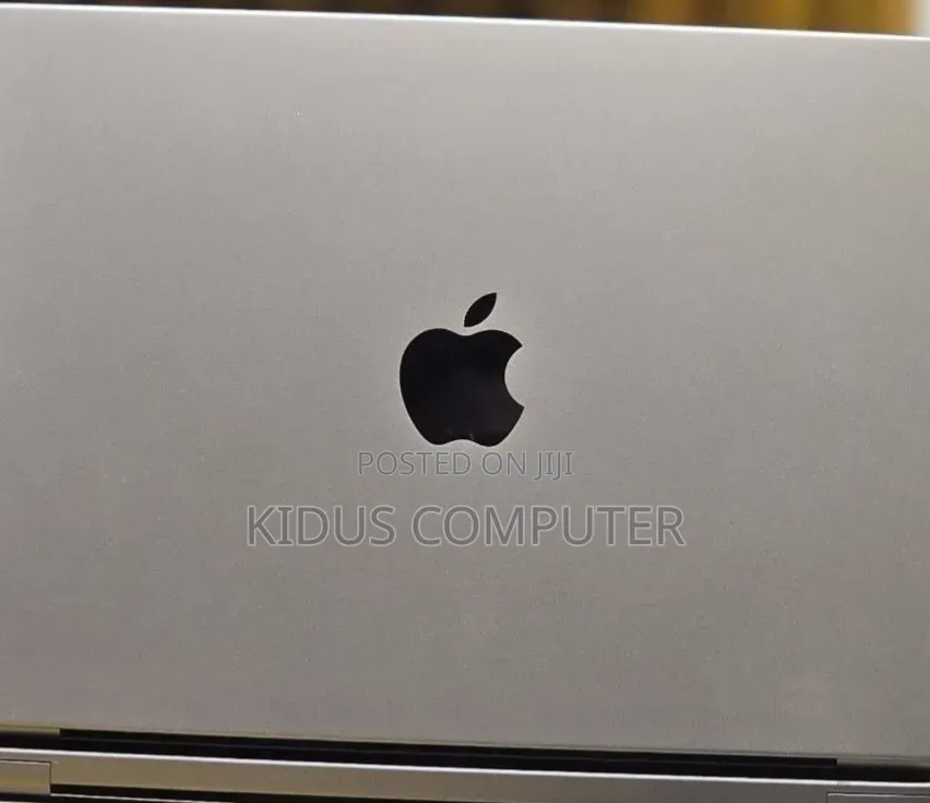New Laptop Apple MacBook Pro 2020 M1 16GB Apple M1 SSD 512GB