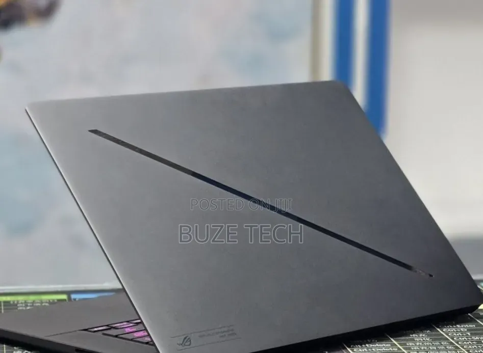New Laptop Asus ROG Strix G16 G614 16GB Intel Core i9 SSD 1T