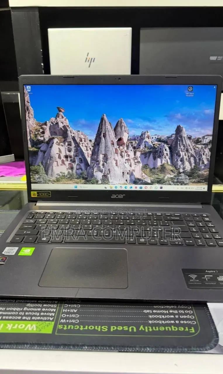 New Laptop Acer Aspire 3 8GB Intel Core i7 SSD 256GB