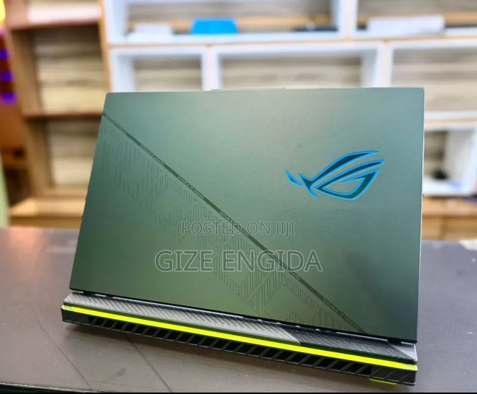 New Laptop Asus ROG Strix G16 16GB Nvidia SSD 1T