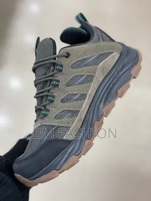 Columbia Explorer With Waterproof Protection
