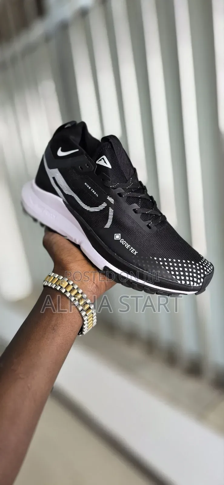 Nike Gortex Fexon Water Proof Sneakers for You Made in Vietnam