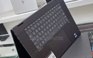 New Laptop HP 16GB Intel Core Ultra 7 SSD 512GB