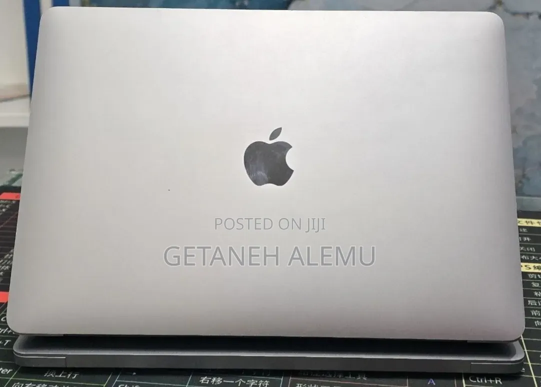 New Laptop Apple MacBook Air 2020 M1 8GB Apple M5 Pro SSD 256GB