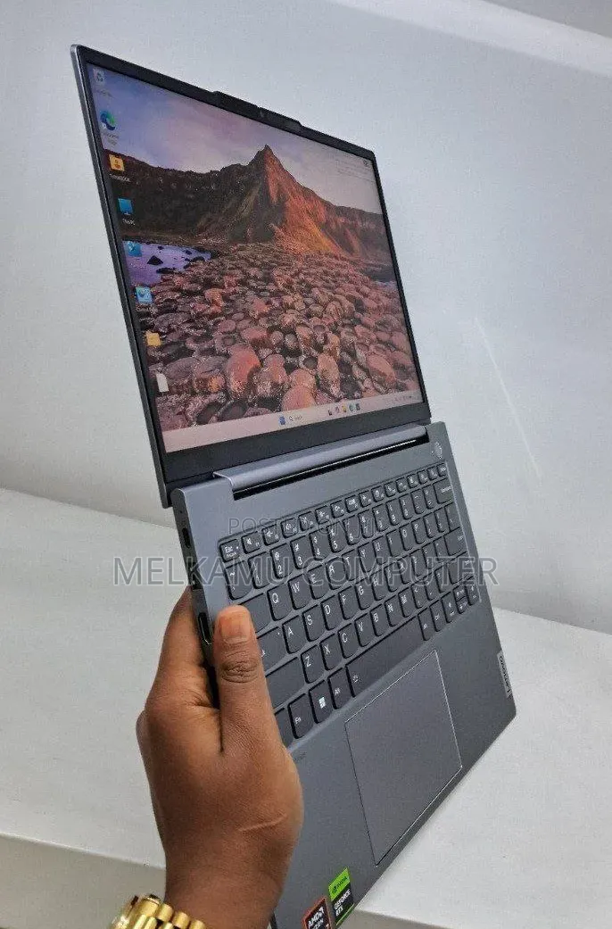 New Laptop Lenovo Thinkbook 14 32GB AMD Ryzen 7 SSD 1T