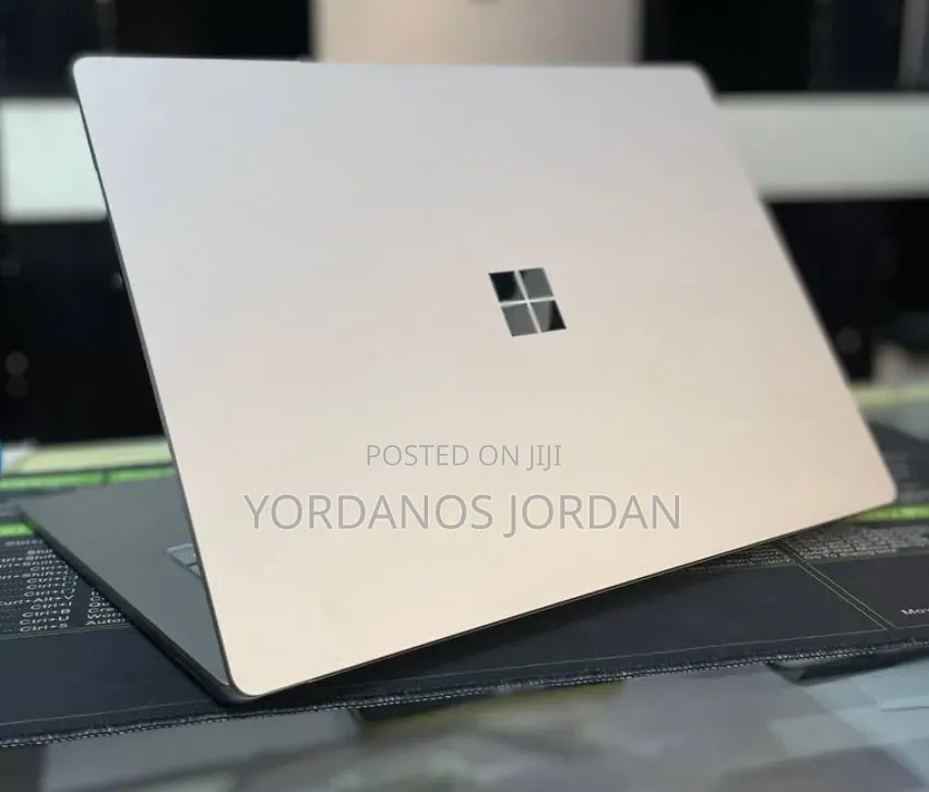 New Laptop Microsoft Surface Pro 9 16GB Intel Core Ultra 7 SSD 512GB