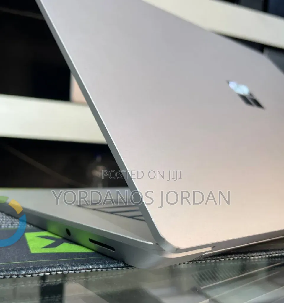 New Laptop Microsoft Surface Pro 9 16GB Intel Core Ultra 7 SSD 512GB