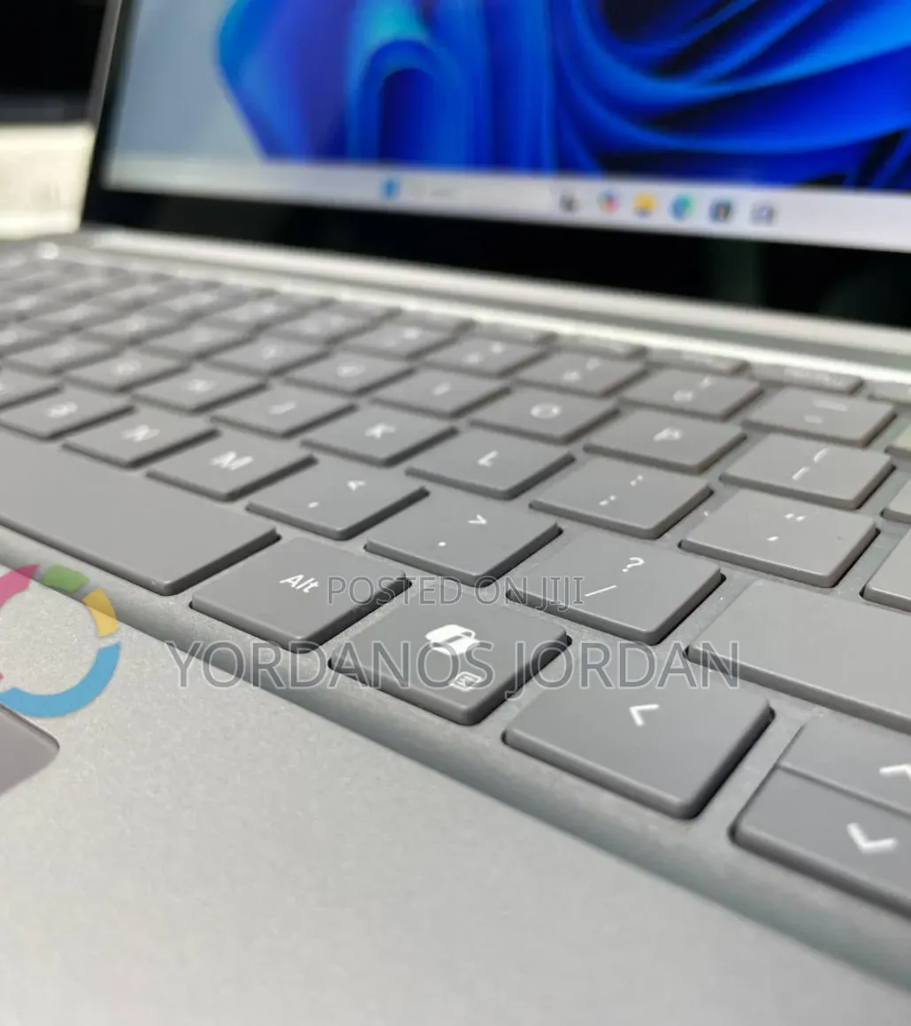New Laptop Microsoft Surface Pro 9 16GB Intel Core Ultra 7 SSD 512GB
